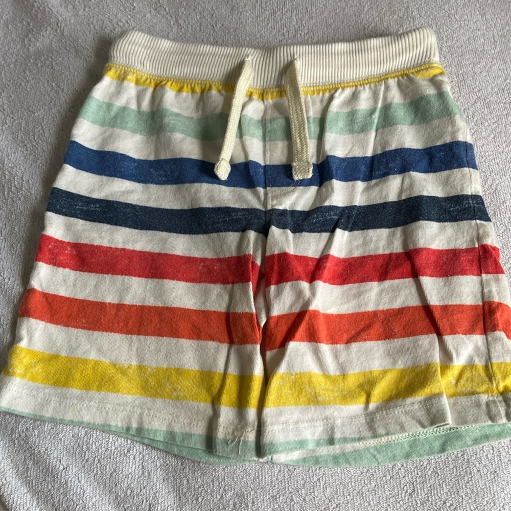 🟢10x$20 Old Navy boys shorts